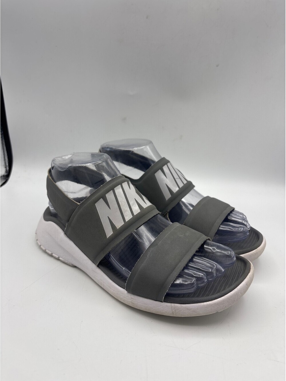 Nike Women's Tanjun Sandals Shoes Adjustable Strap in Cool Grey Size 6 US